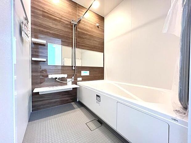 お風呂でほっとひといき。1日の疲れを癒しましょう。