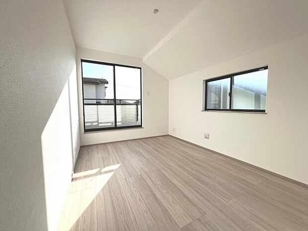 子供部屋にもちょうど良い大きさのお部屋です。