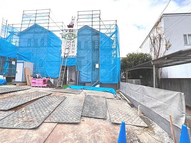 一生懸命建築中です。完成が楽しみですね。