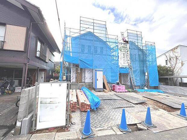 一生懸命建築中です。完成が楽しみですね。