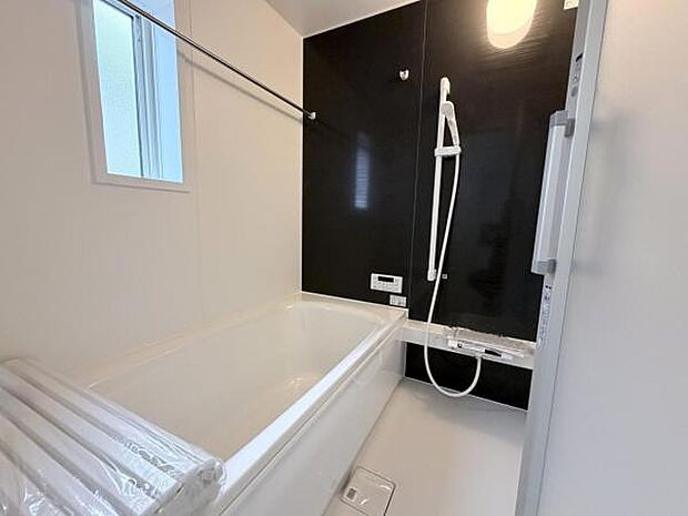 お風呂でほっとひといき。1日の疲れを癒しましょう。