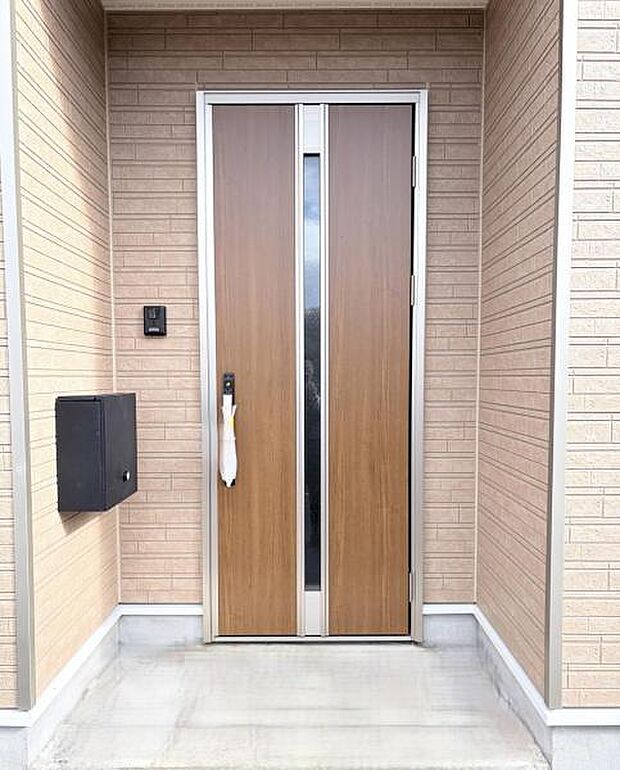 いつも気持ちよくご家族を迎えられる玄関です。