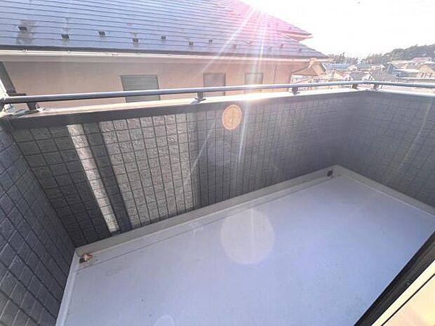 お洗濯ものを気持ち良く太陽の光で干せるのが嬉しいですね。