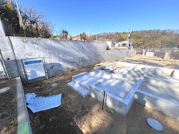 一生懸命建築中です。完成が楽しみですね。
