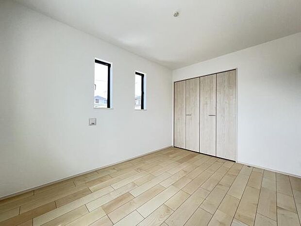 6帖の洋室はゲストルームとしてもお使いいただけますね。