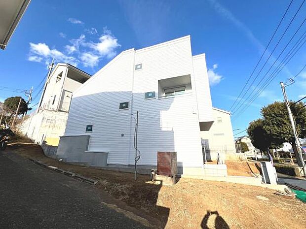 一生懸命建築中です。完成が楽しみですね。