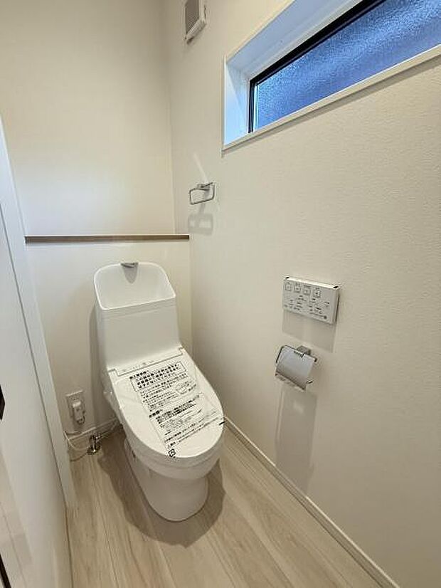 ほっと安らげるトイレ空間です。