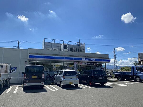 ローソン 町田常盤町店まで約370m（徒歩5分）