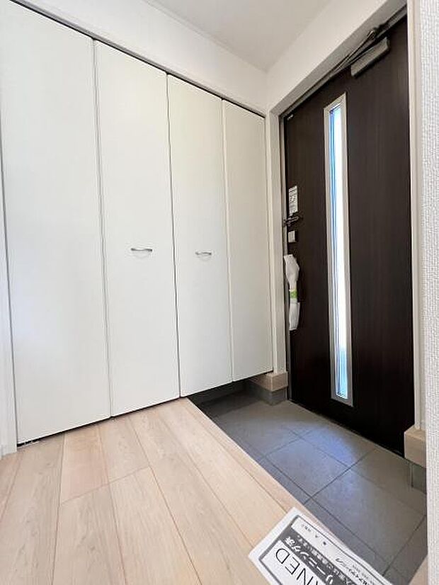 いつも気持ちよくご家族を迎えられる玄関です。