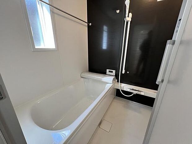 お風呂でほっとひといき。1日の疲れを癒しましょう。