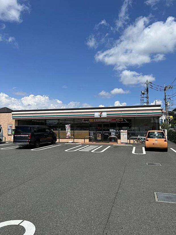 セブン-イレブン 町田常盤店まで約700m(徒歩9分)