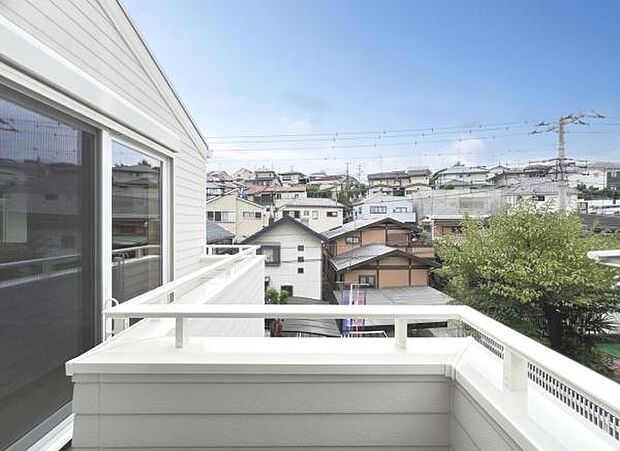 お洗濯ものを気持ち良く太陽の光で干せるのが嬉しいですね。