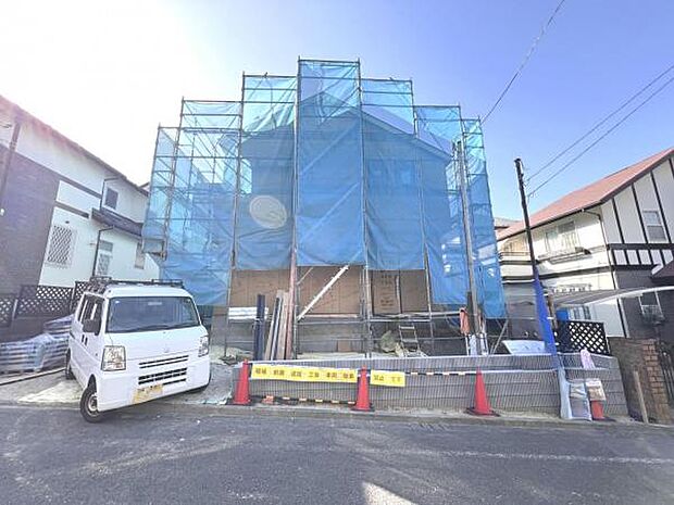 一生懸命建築中です。完成が楽しみですね。