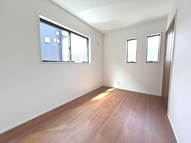 子供部屋にもちょうど良い大きさのお部屋です。