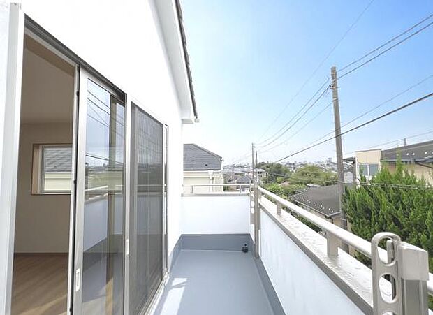 お洗濯ものを気持ち良く太陽の光で干せるのが嬉しいですね。