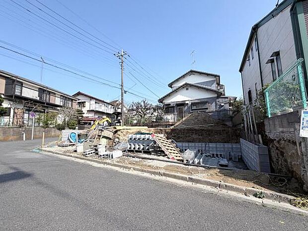 一生懸命建築中です。完成が楽しみですね。