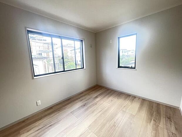 子供部屋にもちょうど良い大きさのお部屋です。