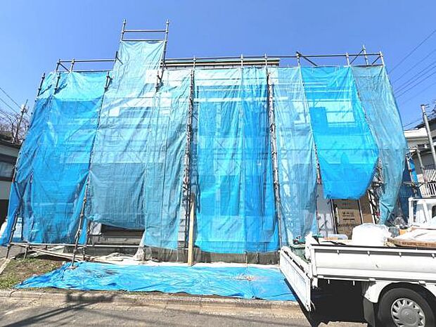 一生懸命建築中です。完成が楽しみですね。