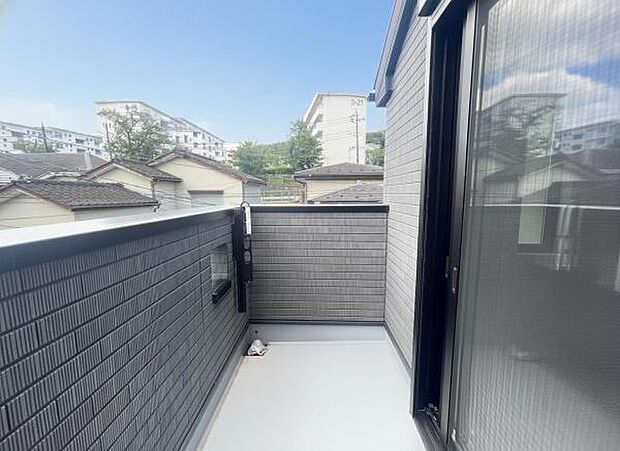 お洗濯ものを気持ち良く太陽の光で干せるのが嬉しいですね。
