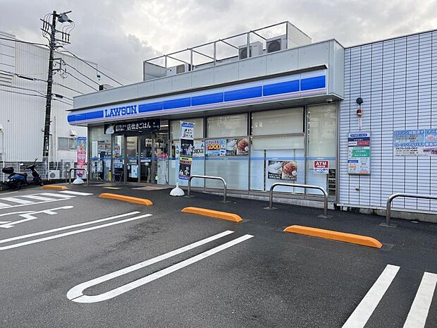 ローソン 町田図師町店まで約420m（徒歩6分）