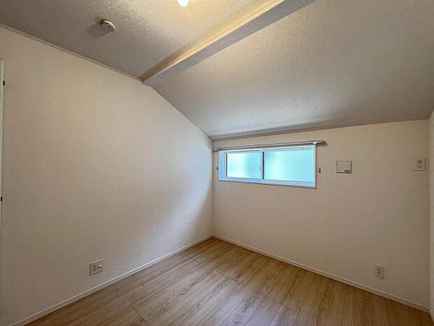 子供部屋にもちょうど良い大きさのお部屋です。