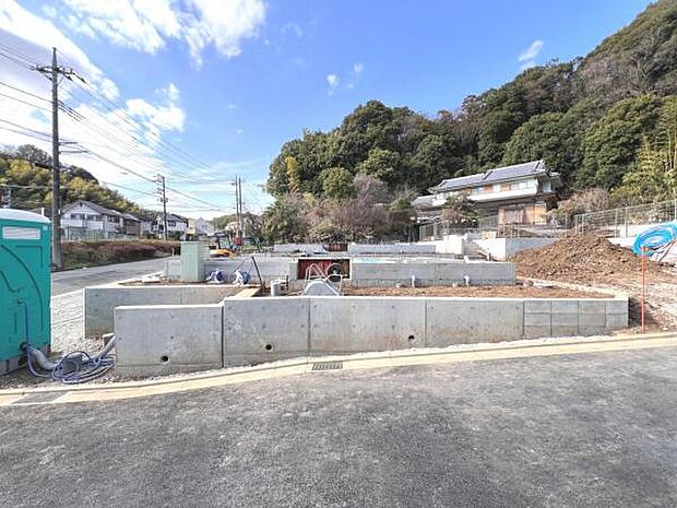 一生懸命建築中です。完成が楽しみですね。