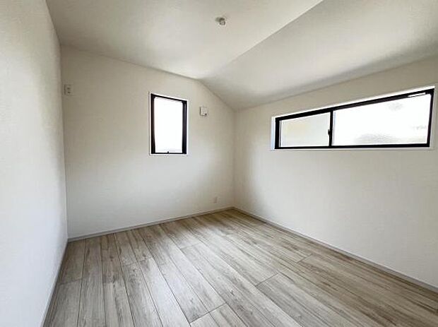 子供部屋にもちょうど良い大きさのお部屋です。