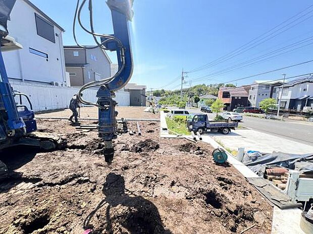 一生懸命建築中です。完成が楽しみですね。