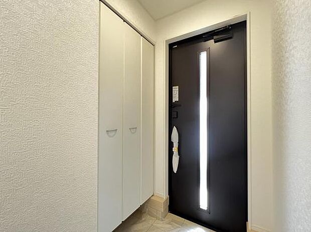 いつも気持ちよくご家族を迎えられる玄関です。