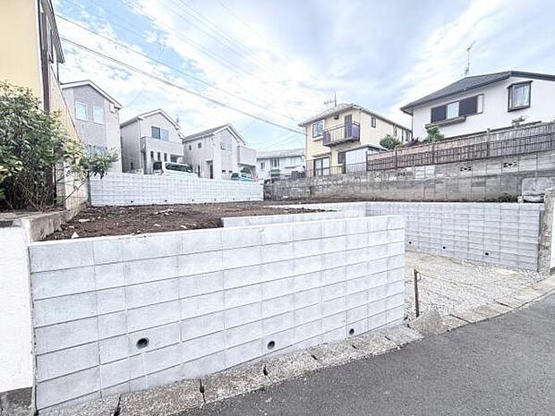 一生懸命建築中です。完成が楽しみですね。