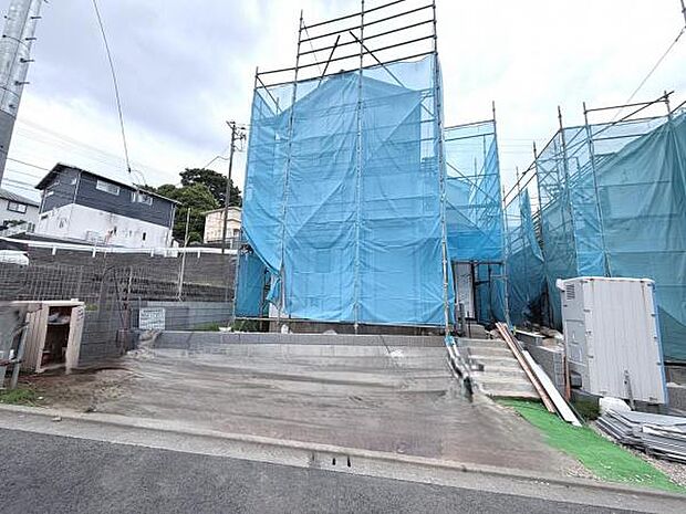 一生懸命建築中です。完成が楽しみですね。