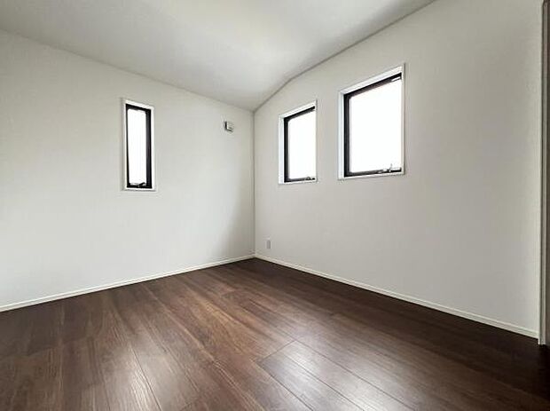 子供部屋にもちょうど良い大きさのお部屋です。