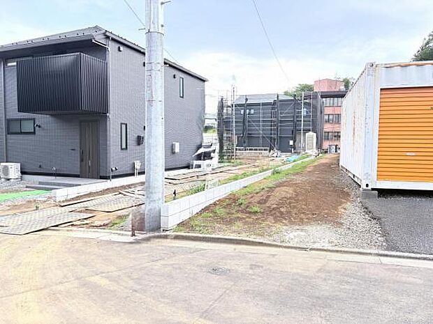一生懸命建築中です。完成が楽しみですね。