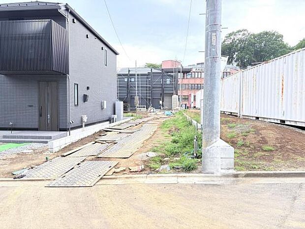 一生懸命建築中です。完成が楽しみですね。