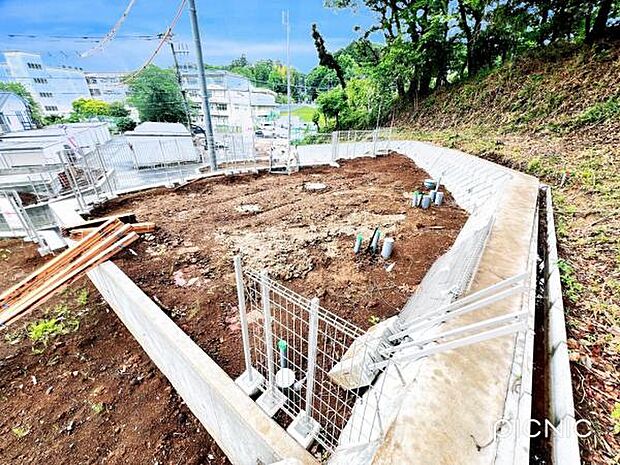 一生懸命建築中です。完成が楽しみですね。