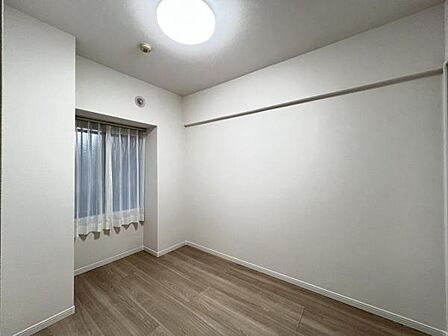 子供部屋にもちょうど良い大きさのお部屋です。