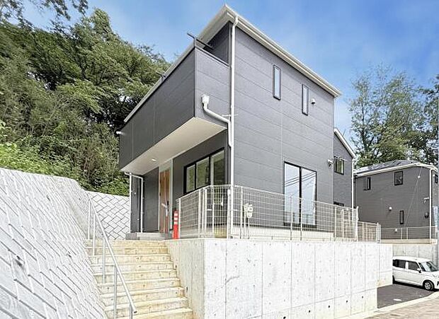 木造在来工法、間取りはファミリー向けに3LDKございます。