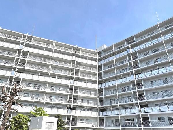 一生懸命リフォーム中です。完成が楽しみですね。