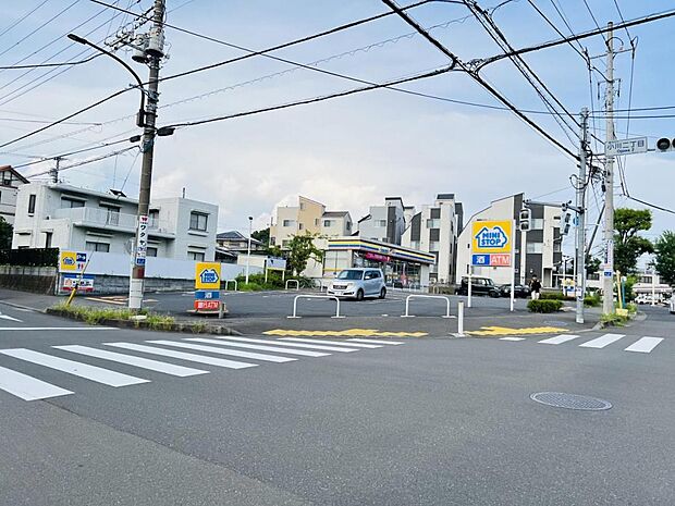 ミニストップ 町田小川2丁目店まで約340m(徒歩5分)