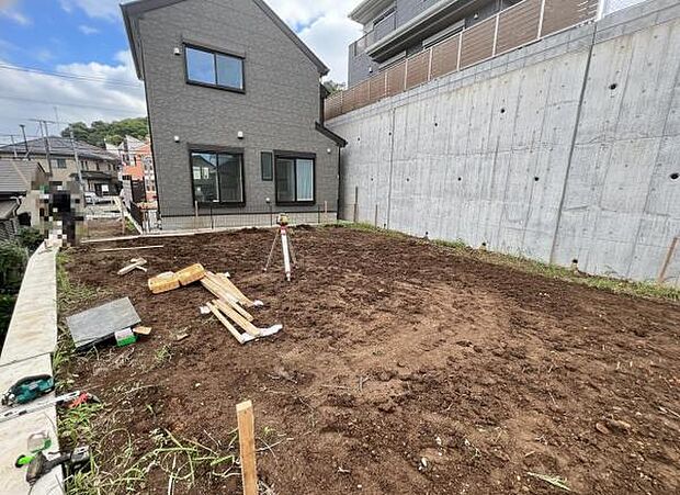 一生懸命建築中です。完成が楽しみですね。