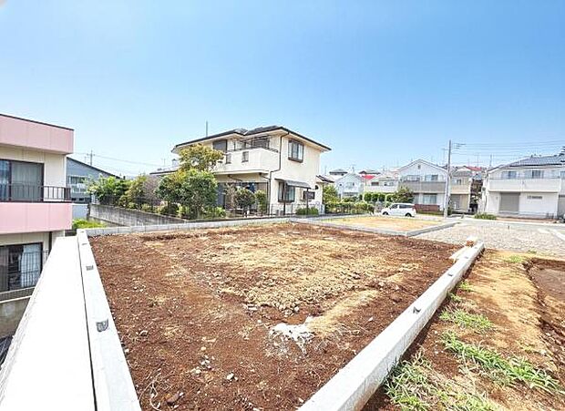 2026年11月完成予定です。