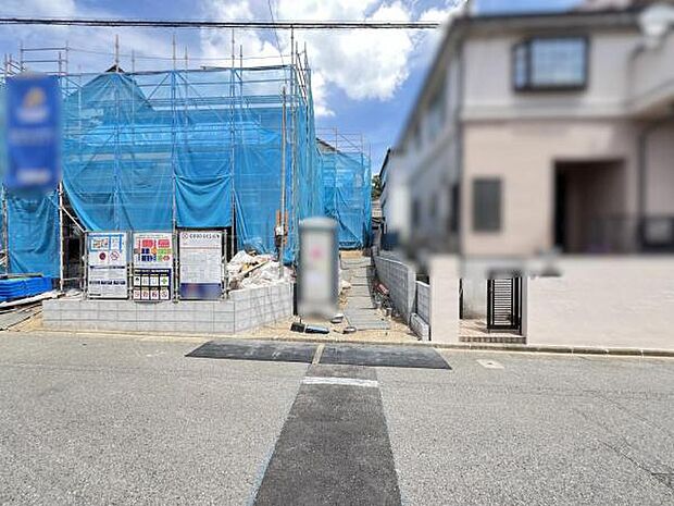 駐車場ももちろん完備しておりますのでお車所有の方にも心強いです。
