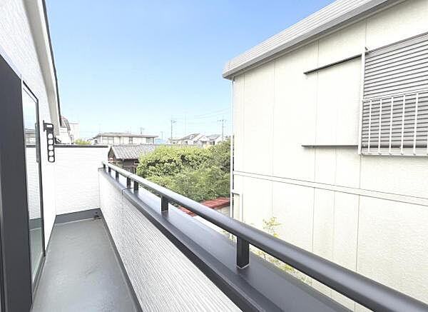 お洗濯ものを気持ち良く太陽の光で干せるのが嬉しいですね。