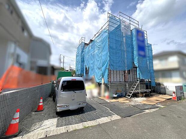 駐車場ももちろん完備しておりますのでお車所有の方にも心強いです。