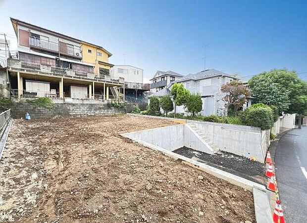 木造在来工法、間取りはファミリー向けに4LDKございます。
