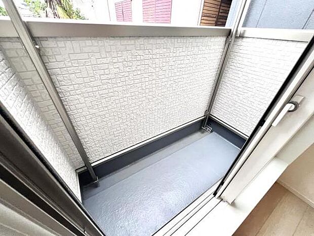 お洗濯ものを気持ち良く太陽の光で干せるのが嬉しいですね。