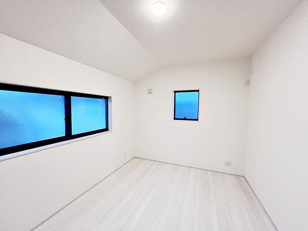 子供部屋にもちょうど良い大きさのお部屋です。