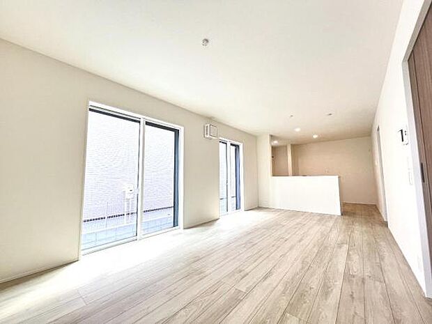 ご家族の温かい時間を演出するダイニングスペースです。