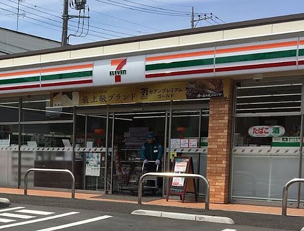 セブン-イレブン 昭島東町4丁目店まで約460m(徒歩6分)