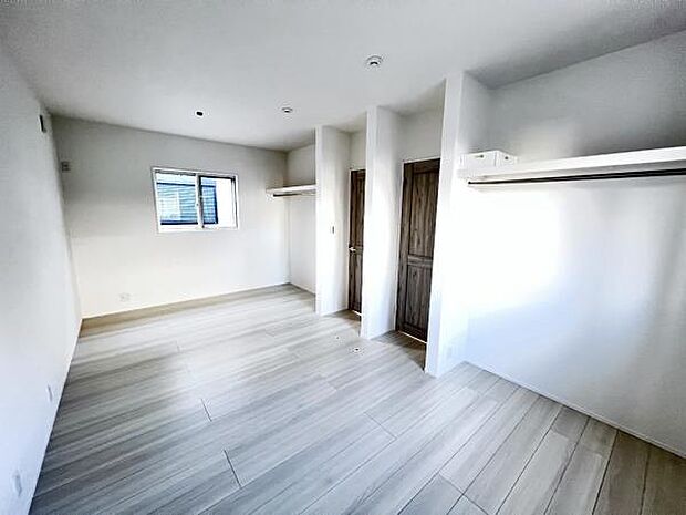子供部屋にもちょうど良い大きさのお部屋です。